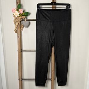 90 Degree Black Cropped‎ Leggings Size Large